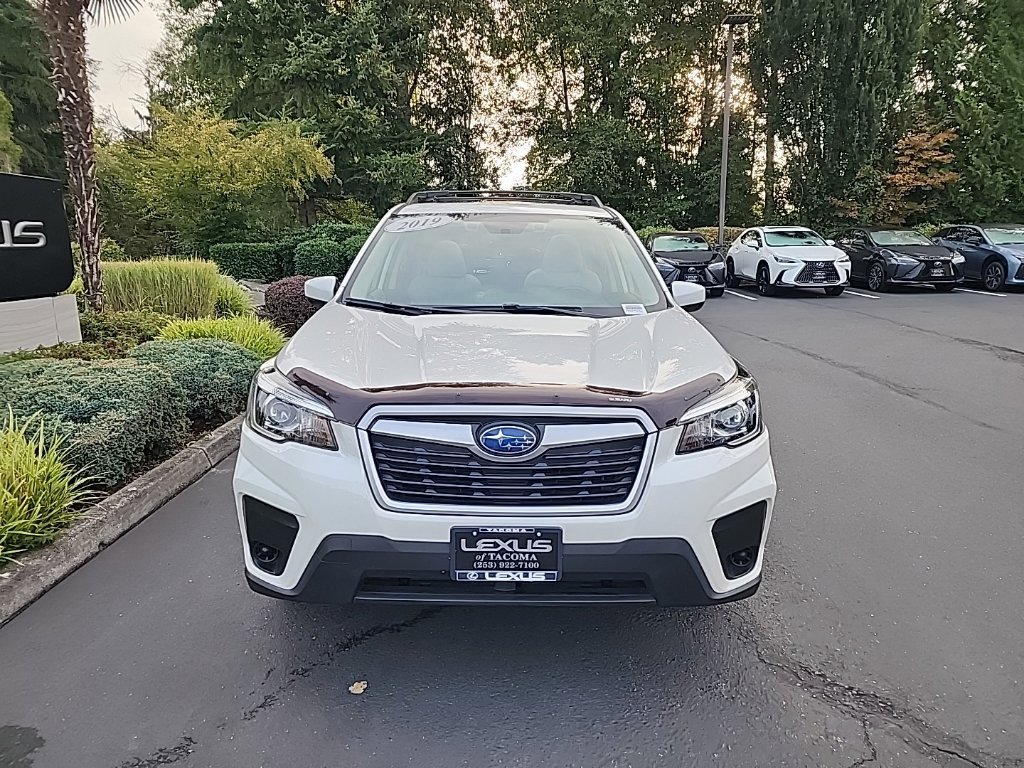 Used 2019 Subaru Forester Premium AWD/4WD image 7