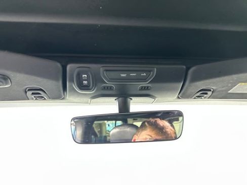 Used 2022 Jeep Wrangler Unlimited Sahara w/ Cold Weather Group image 24