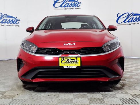 Used 2023 Kia Forte LXS image 3