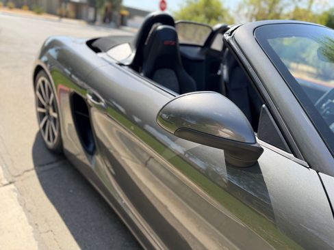 Used 2015 Porsche Boxster S RWD image 36