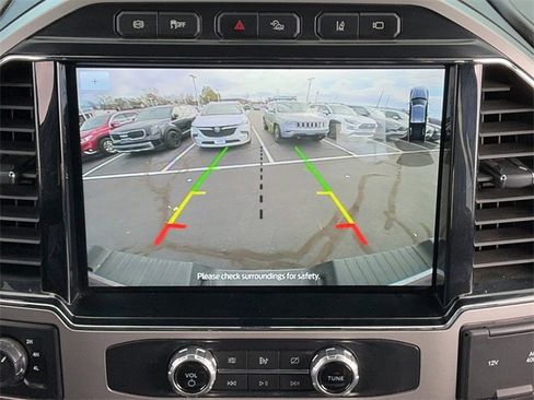 Used 2022 Ford F250 Lariat w/ Tremor Off-Road Package image 21
