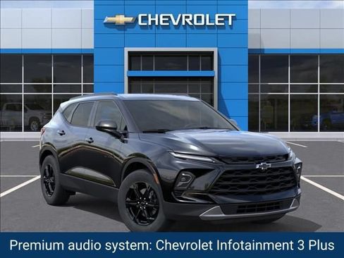 New 2026 Chevrolet Blazer LT w/ Convenience Package FWD image 8