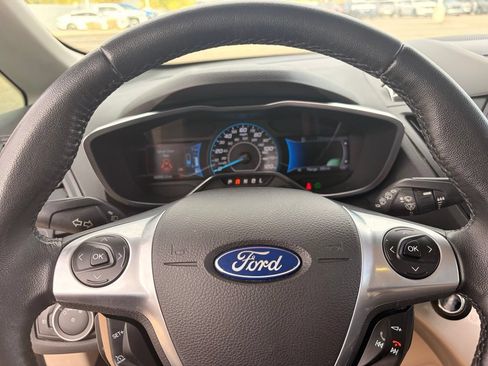 Used 2016 Ford C-MAX Energi SEL FWD image 31