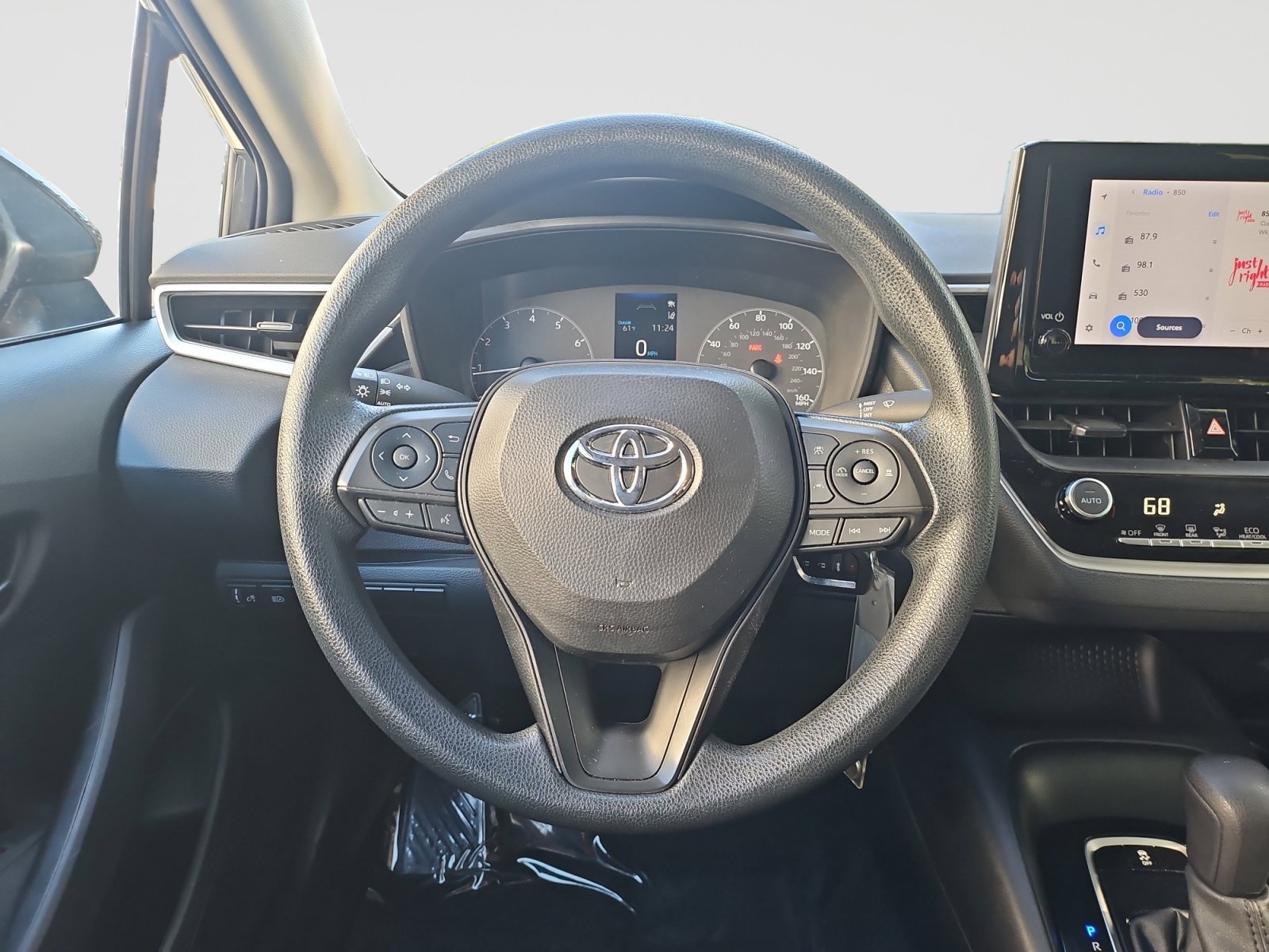 Used 2024 Toyota Corolla LE FWD image 44