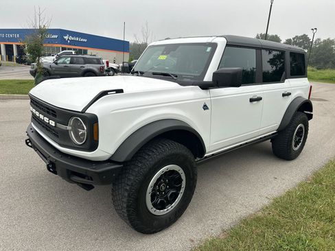 Used 2023 Ford Bronco Black Diamond w/ Sasquatch Package AWD/4WD image 23