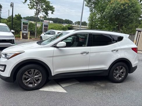 Used 2014 Hyundai Santa Fe Sport w/ Popular Equipment Package 02 FWD image 10