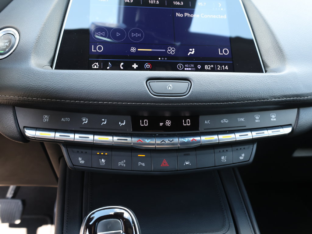 Used 2023 Cadillac XT4 Premium Luxury w/ Enhanced Visibility Package FWD image 30