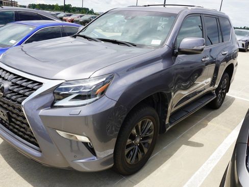 Used 2023 Lexus GX 460 Premium w/ Premium Package AWD/4WD image 2