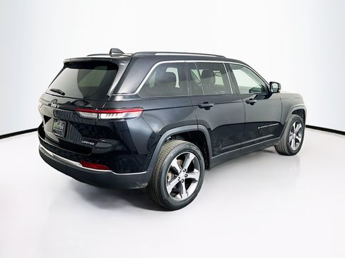Used 2023 Jeep Grand Cherokee Limited AWD/4WD image 9