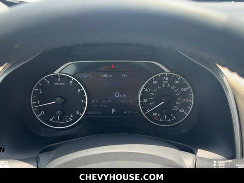 Used 2022 Nissan Murano SV w/ Cargo Package FWD image 15