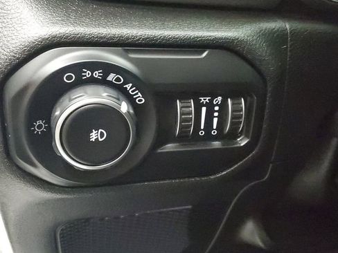 Used 2020 Jeep Wrangler Unlimited Sport S image 21