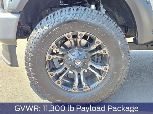 Used 2022 Ford F350 Lariat w/ Black Appearance Package AWD/4WD image 9