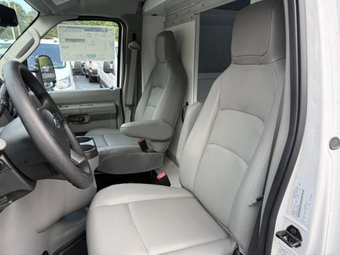 New 2027 Ford E-350 and Econoline 350 Super Duty w/ Power Equipment Group RWD image 13