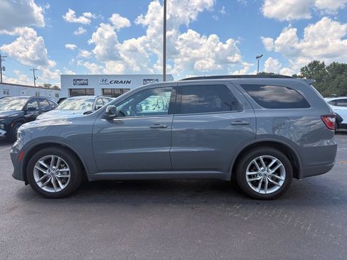 Used 2023 Dodge Durango GT RWD image 4