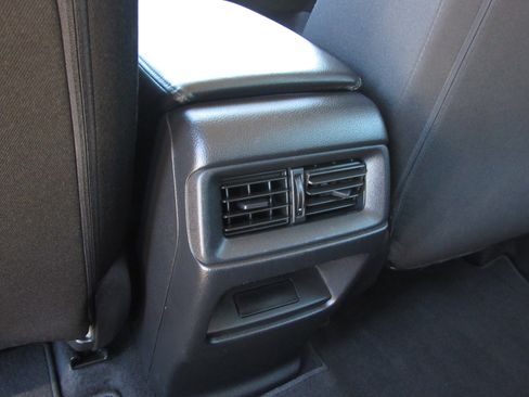 Used 2024 Honda CR-V LX image 13