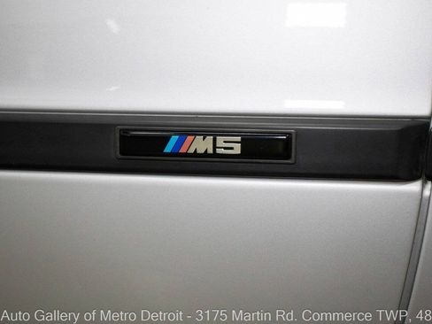 Used 2003 BMW M5 RWD image 33