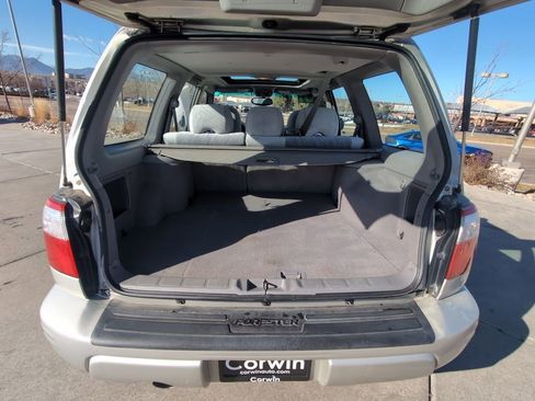 Used 2001 Subaru Forester S image 25