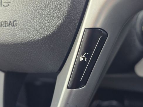 Used 2014 Hyundai Accent SE w/ Option Group 3 image 21