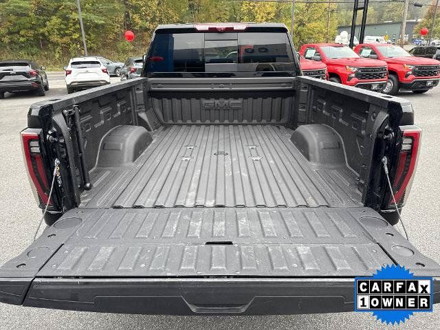 Used 2025 GMC Sierra 3500 AT4 w/ AT4 Premium Plus Package AWD/4WD image 22