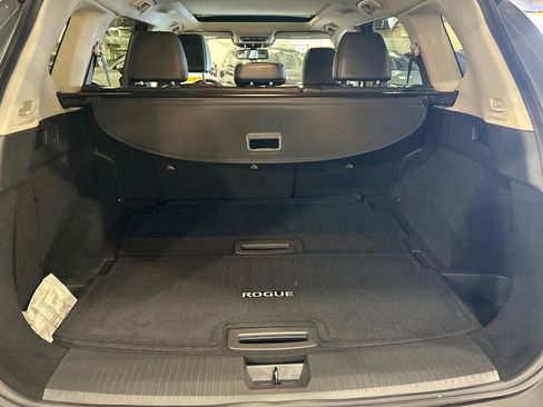 Used 2023 Nissan Rogue Platinum w/ Platinum Premium Package image 27