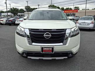 Certified 2022 Nissan Pathfinder SL video 2