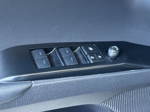 Certified 2025 Toyota Camry SE image 12