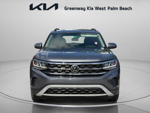 Used 2021 Volkswagen Atlas SE w/ Towing Package FWD image 2