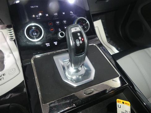 Used 2020 Land Rover Range Rover Evoque R-Dynamic SE AWD/4WD image 35