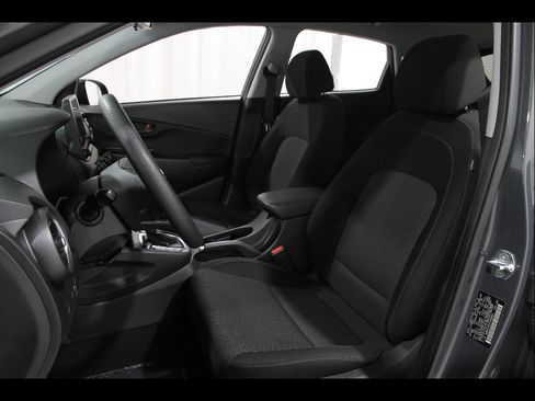 Used 2023 Hyundai Kona SEL AWD/4WD image 5