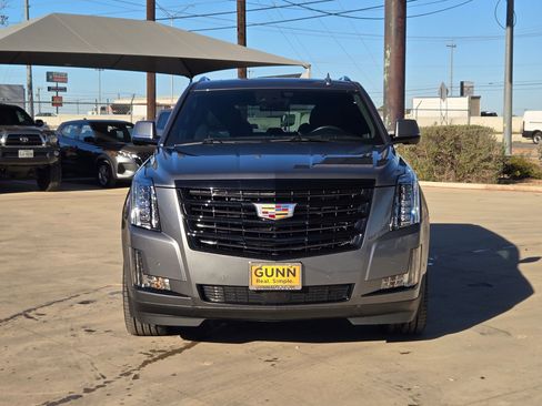 Certified 2020 Cadillac Escalade Platinum w/ Escalade Sport Edition image 8