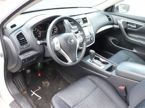 Used 2018 Nissan Altima 2.5 S w/ S Convenience Package FWD image 10