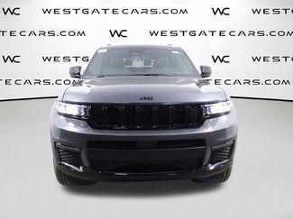 New 2025 Jeep Grand Cherokee L Limited w/ Black Appearance Package video 4
