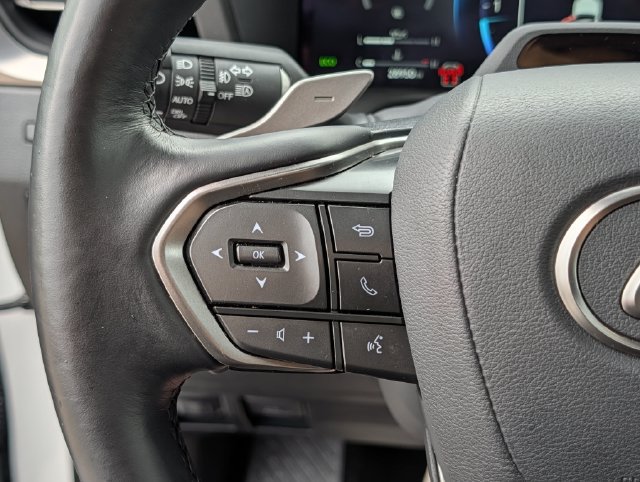 Used 2025 Lexus GX 550 w/ Accessory Package (2T) AWD/4WD image 22