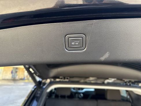 Used 2023 Chevrolet Blazer LT w/ Convenience Package image 30