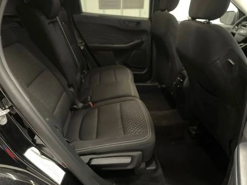Used 2025 Ford Escape Active AWD/4WD image 16