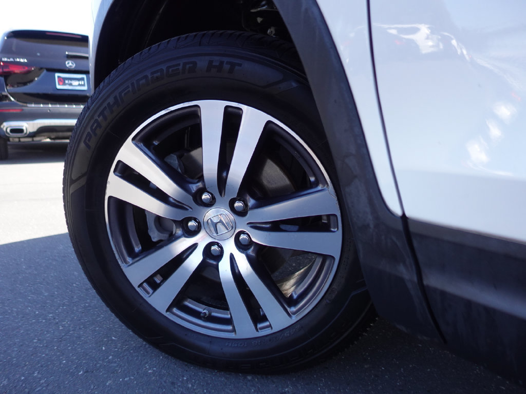 Used 2017 Honda Pilot EX-L image 11
