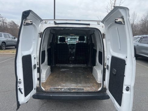 Used 2021 Nissan NV200 S image 13