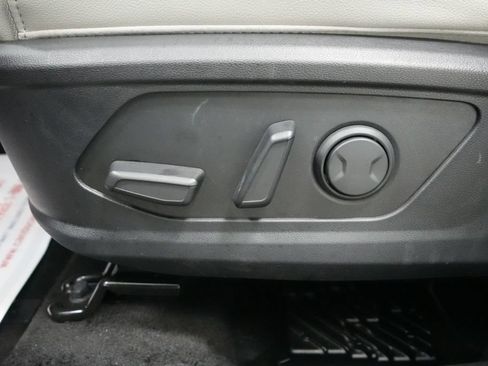 Used 2024 Hyundai Tucson Limited AWD/4WD image 15