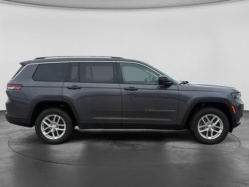 Used 2023 Jeep Grand Cherokee L Laredo AWD/4WD image 9