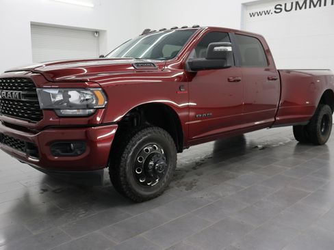 Used 2023 RAM 3500 Big Horn w/ Night Edition image 7
