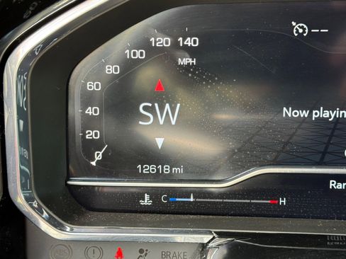 Used 2025 GMC Sierra 1500 Elevation image 34