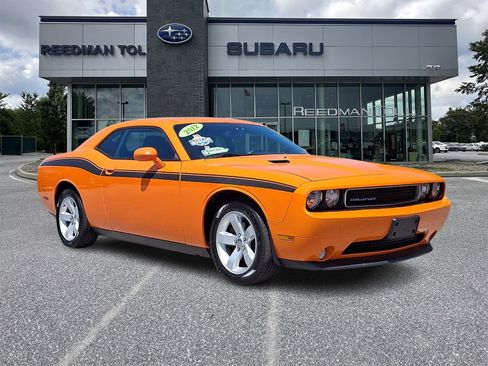 Used 2012 Dodge Challenger SXT Plus RWD image 1