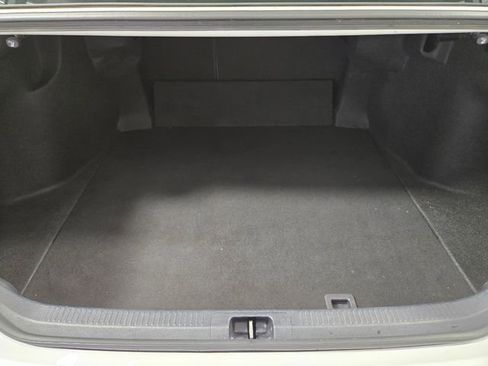Used 2022 Toyota Camry SE FWD image 27