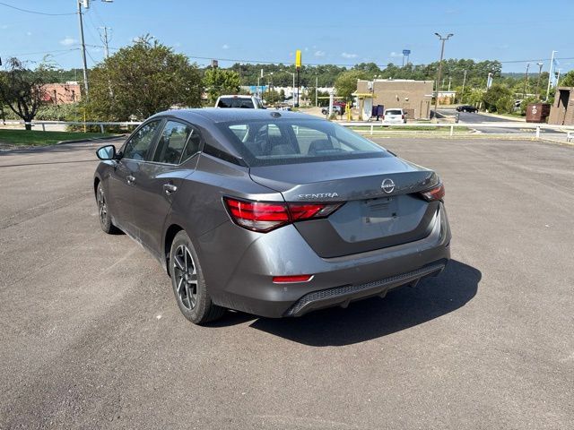Used 2025 Nissan Sentra SV FWD image 5