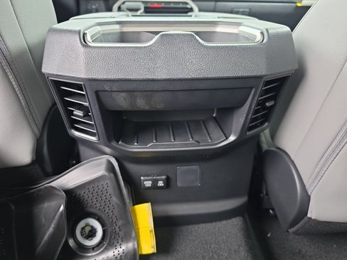 New 2026 Toyota Tundra SR5 AWD/4WD image 18