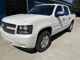 Used 2008 Chevrolet Avalanche LTZ w/ LTZ Preferred Equipment Group image 2
