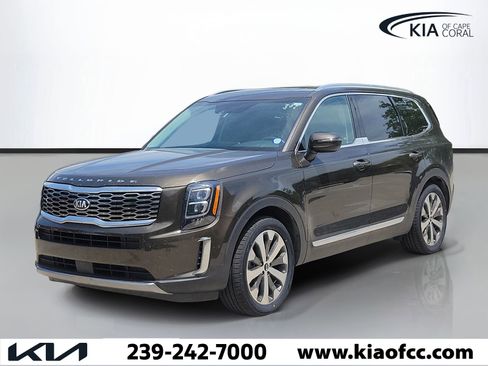Used 2021 Kia Telluride EX w/ EX Premium Package AWD/4WD image 3