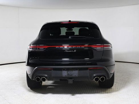 Certified 2023 Porsche Macan S image 6