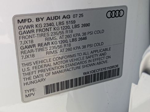 New 2025 Audi Q3 2.0T Premium AWD/4WD image 17