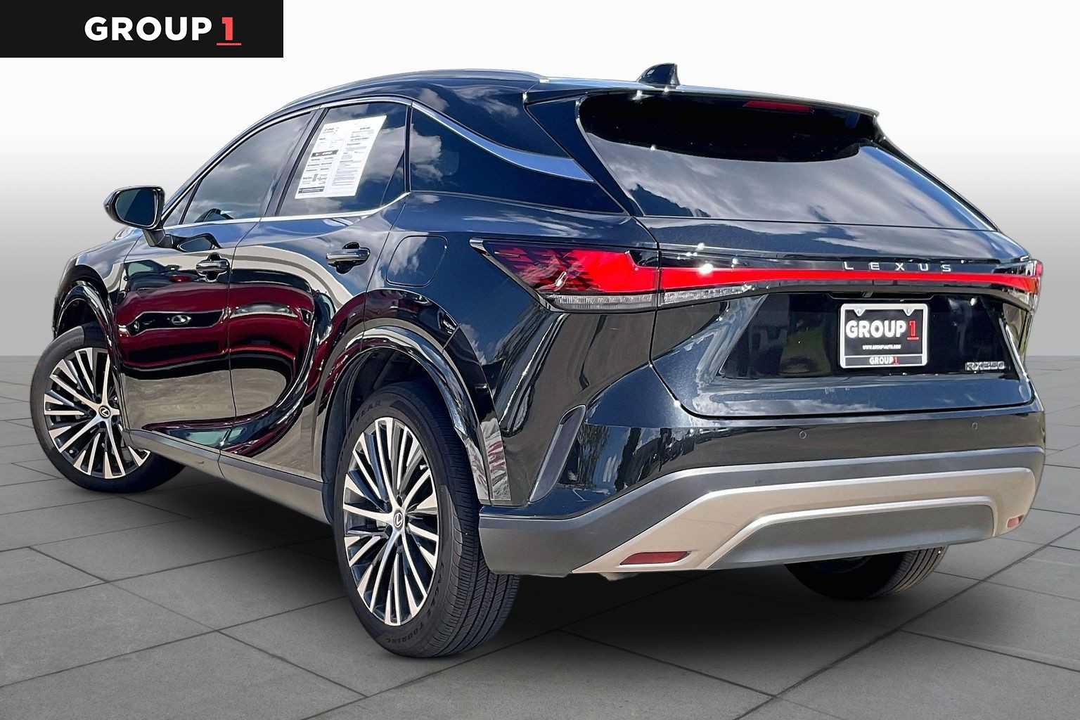 Certified 2023 Lexus RX 350 Premium Plus w/ Cold Area Package FWD image 10